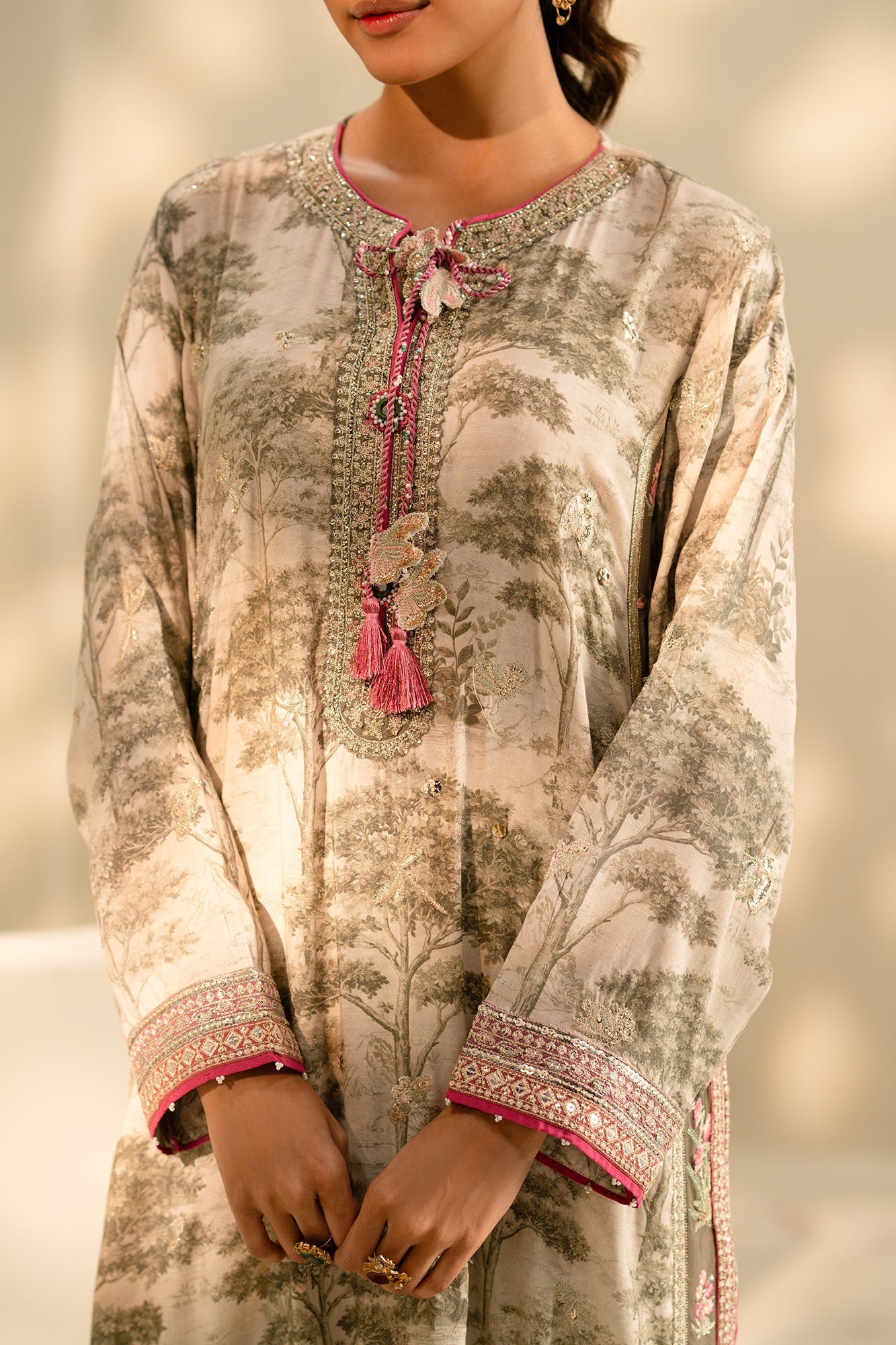 EMBROIDERED SUIT (E0733/104/006)