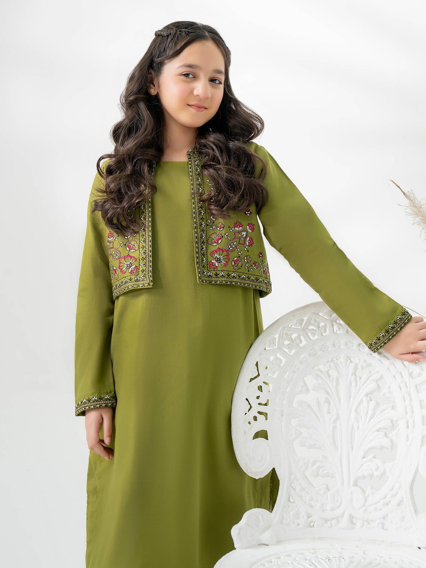 2 Piece Khaddar Suit-Embroidered