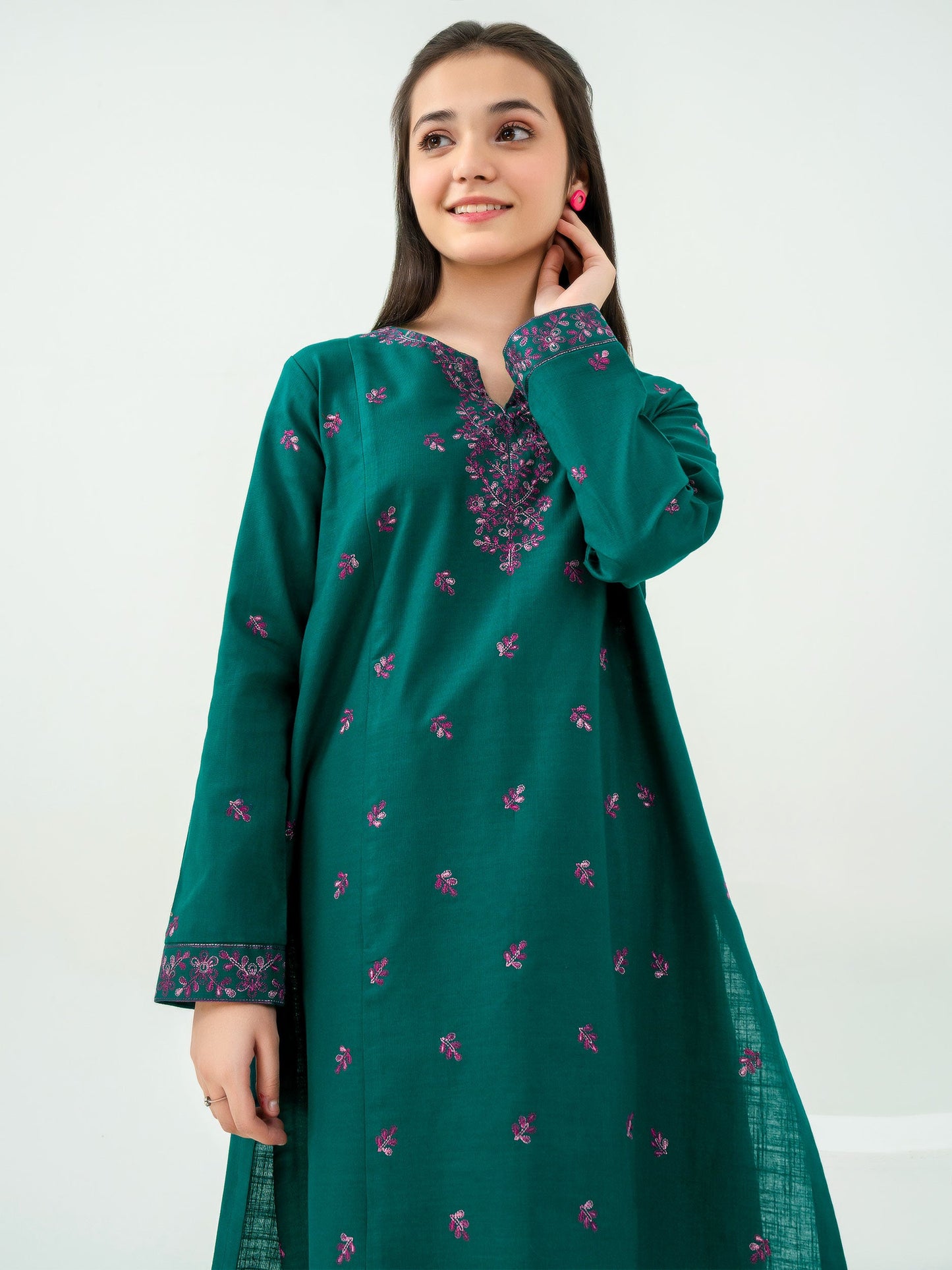 2 Piece Khaddar Suit-Embroidered