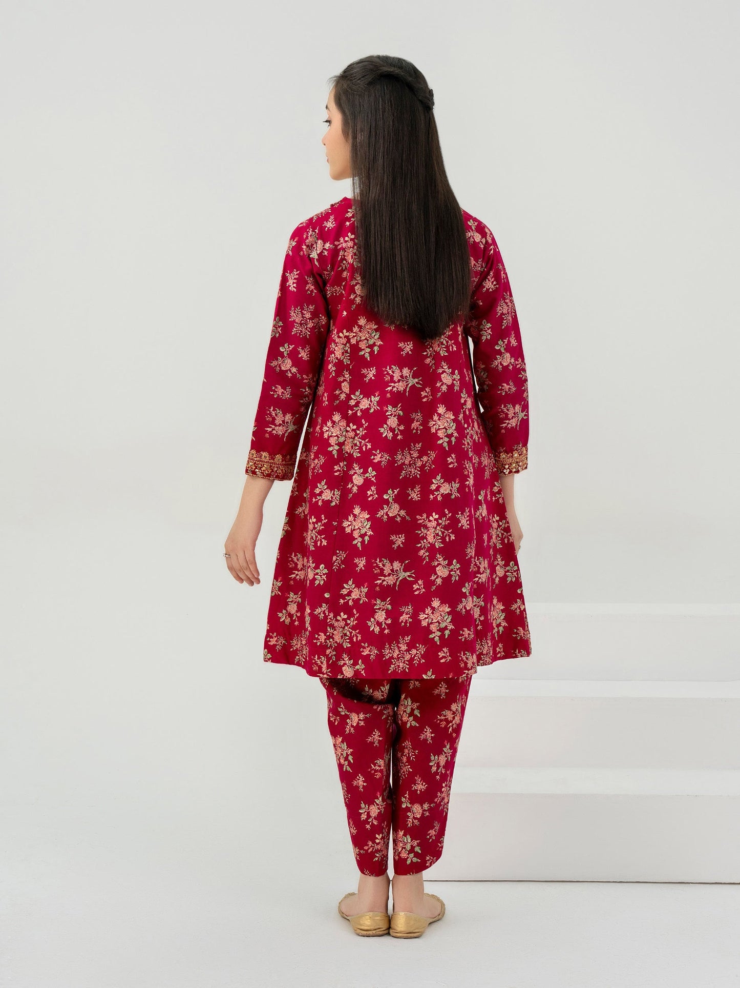 2 Piece Khaddar Suit-Embroidered