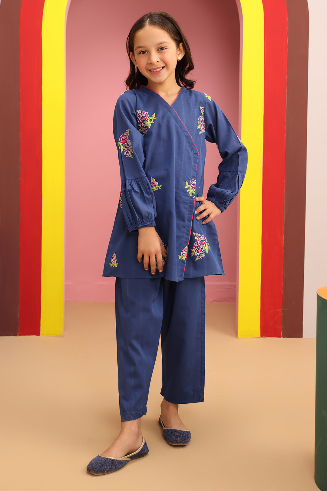 Embroidered Kurta Trouser - 2467