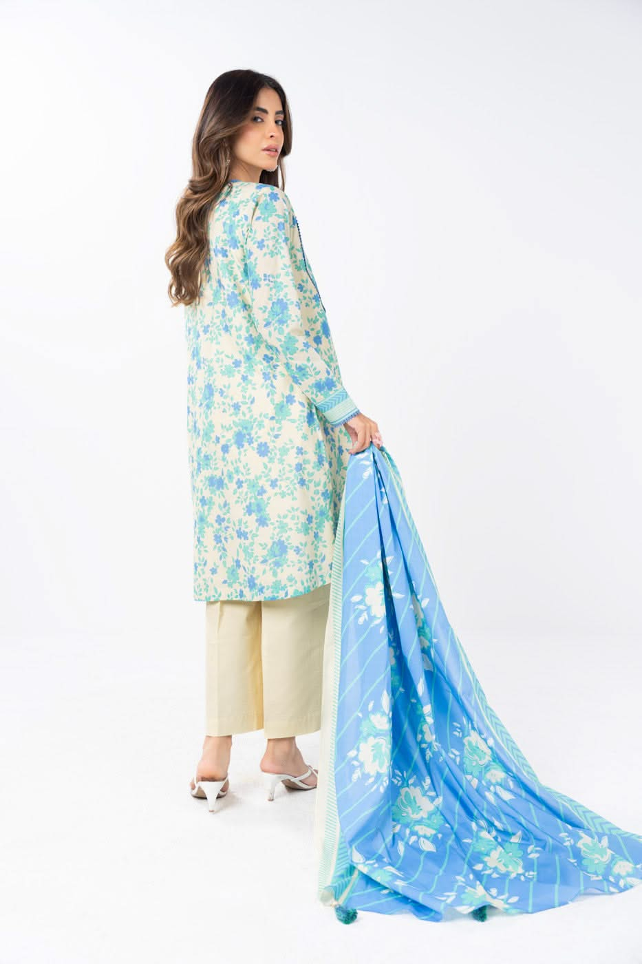 3 Piece  Printed Lawn Suit With Printed Silver Lawn Dupatta