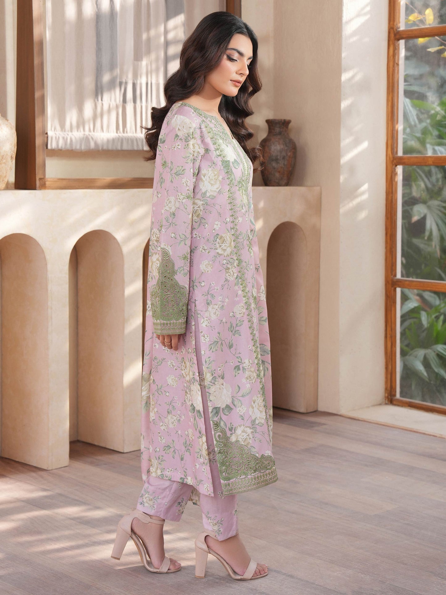 3 Piece Lawn Suit-Embroidered (Unstitched)