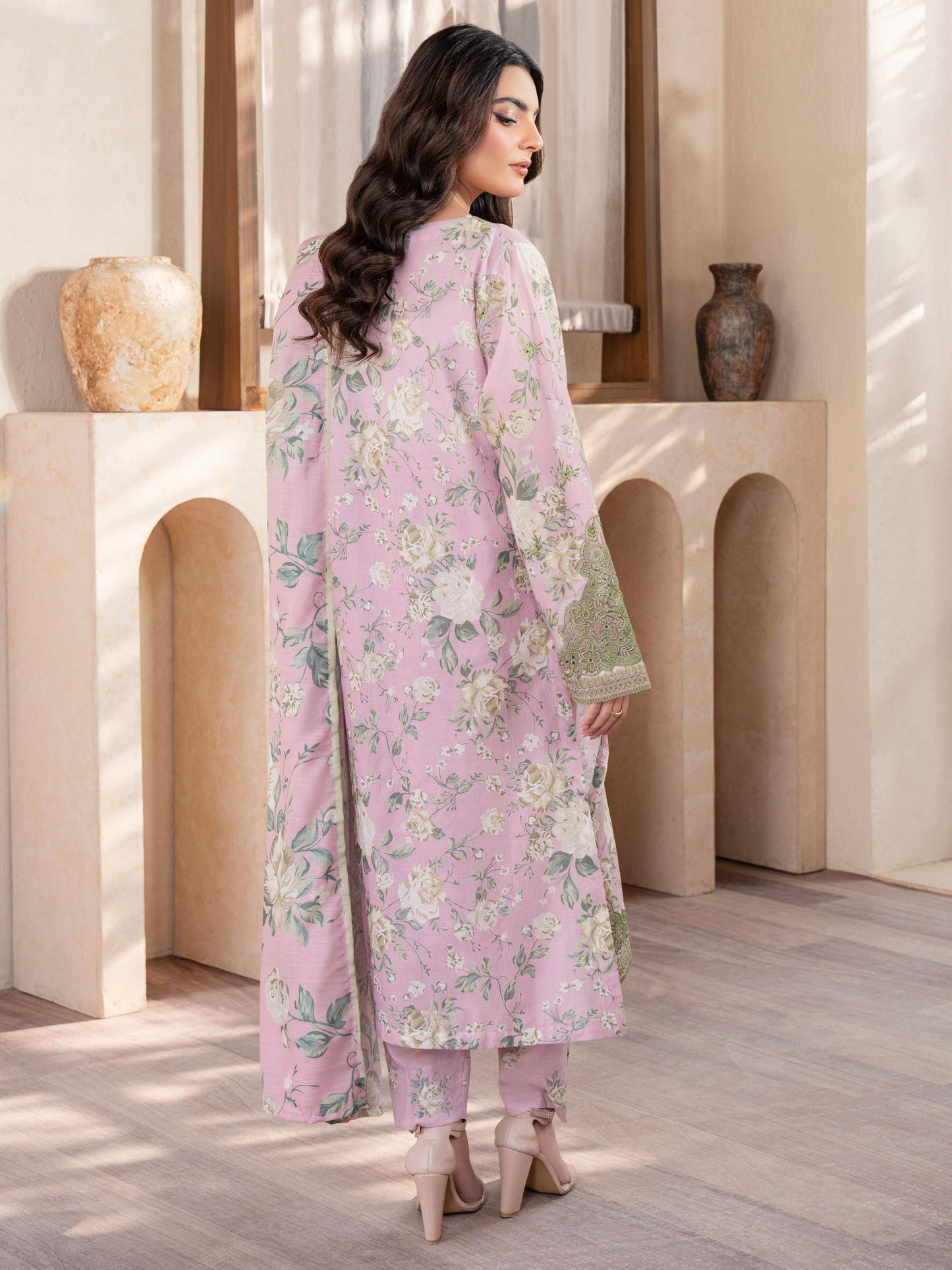 3 Piece Lawn Suit-Embroidered (Unstitched)