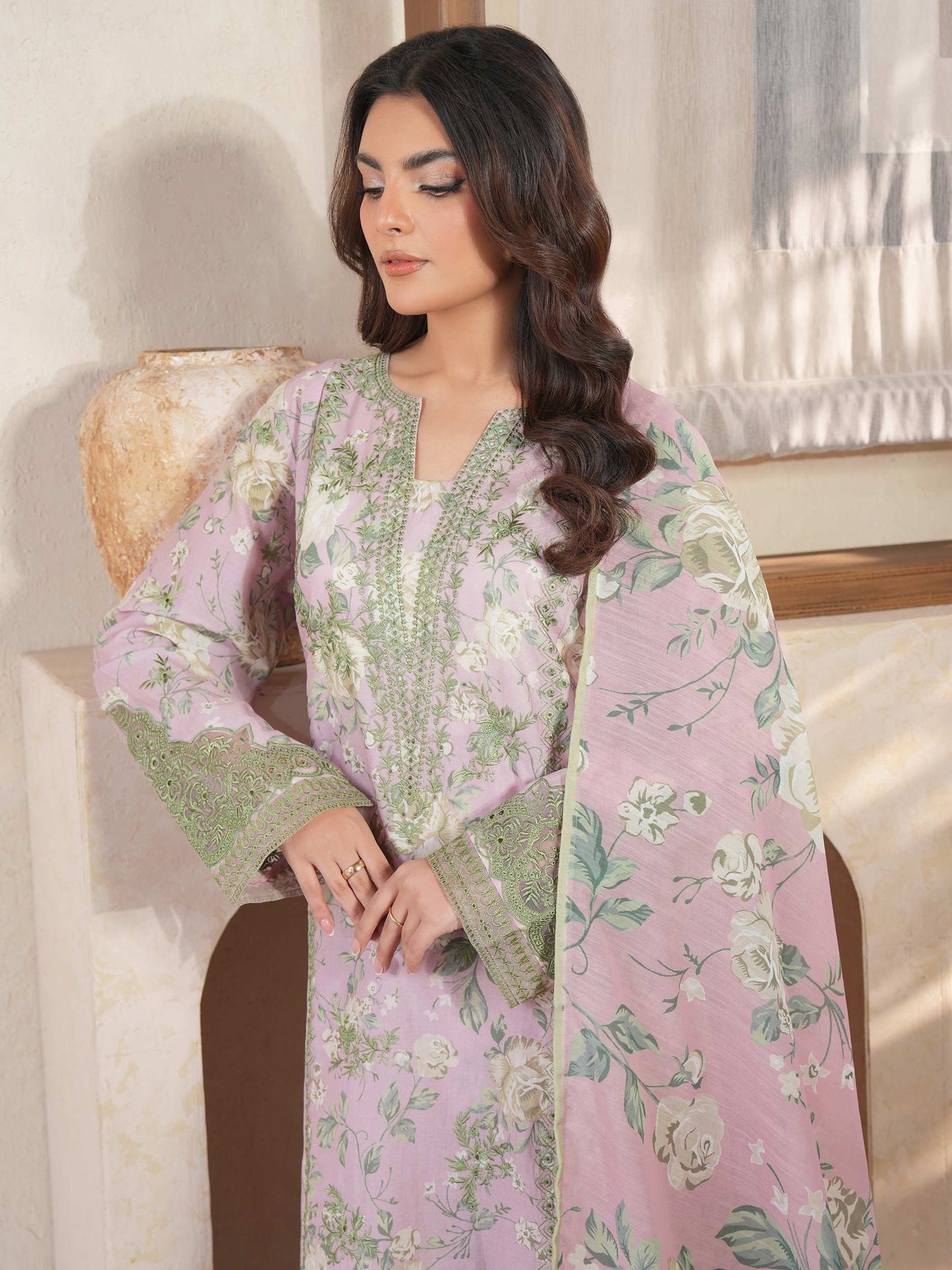 3 Piece Lawn Suit-Embroidered (Unstitched)