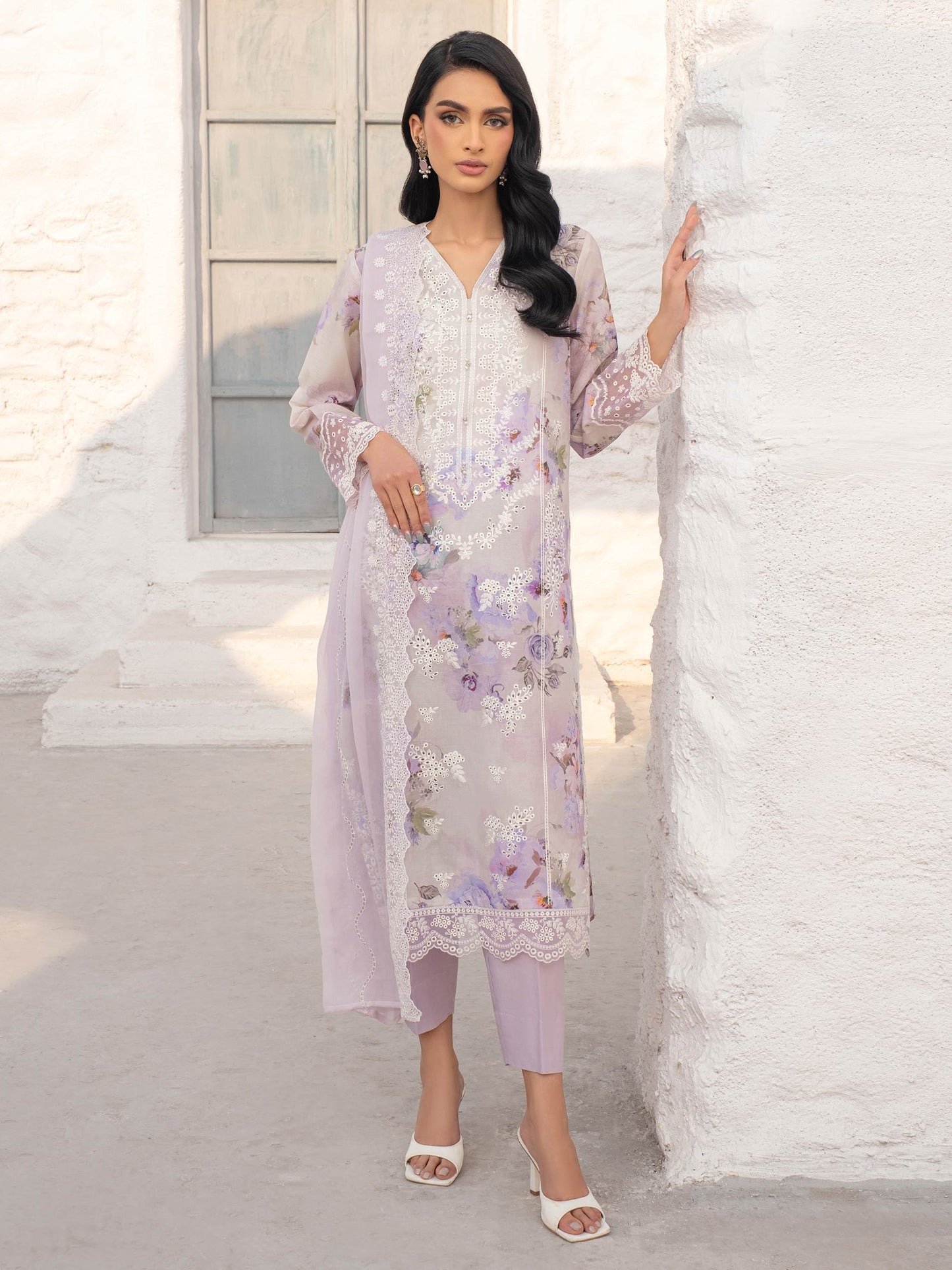 3 Piece Lawn Suit-Embroidered (Unstitched)