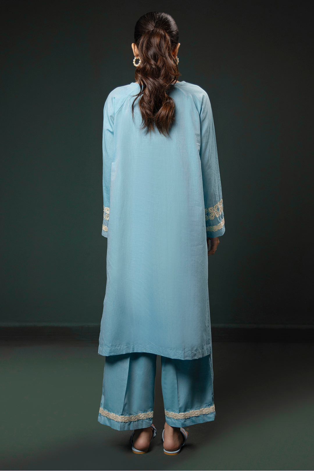 Embroidered Kurta Trouser - 0977