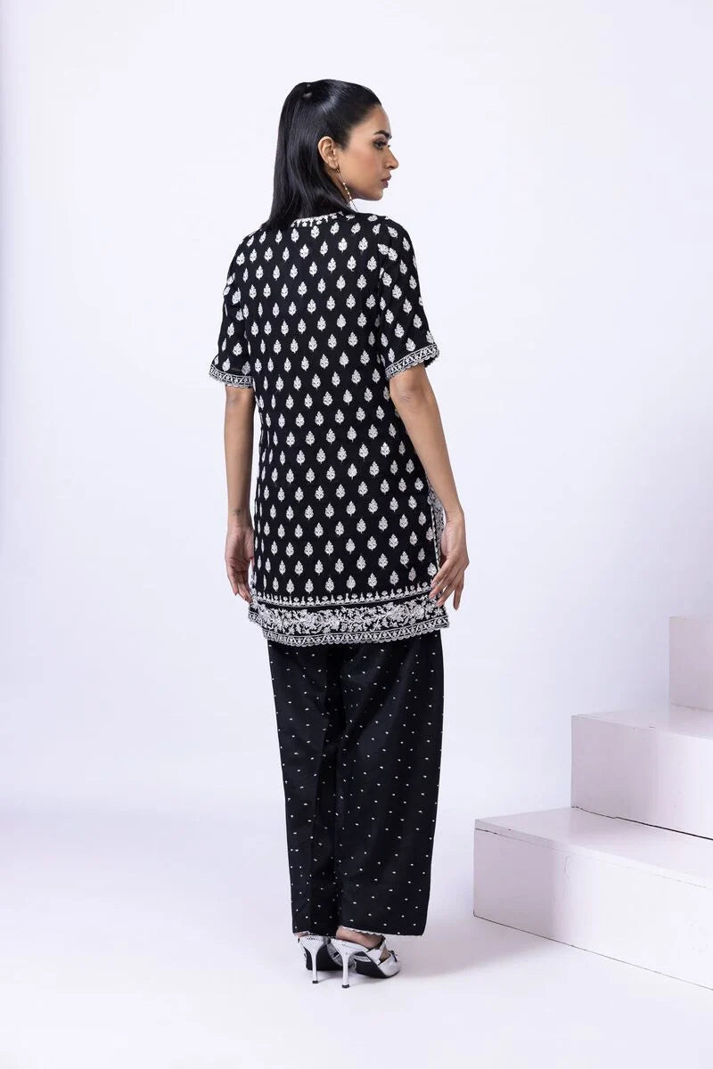 Embroidered | Polyester Crinkle Chiffon Kurta