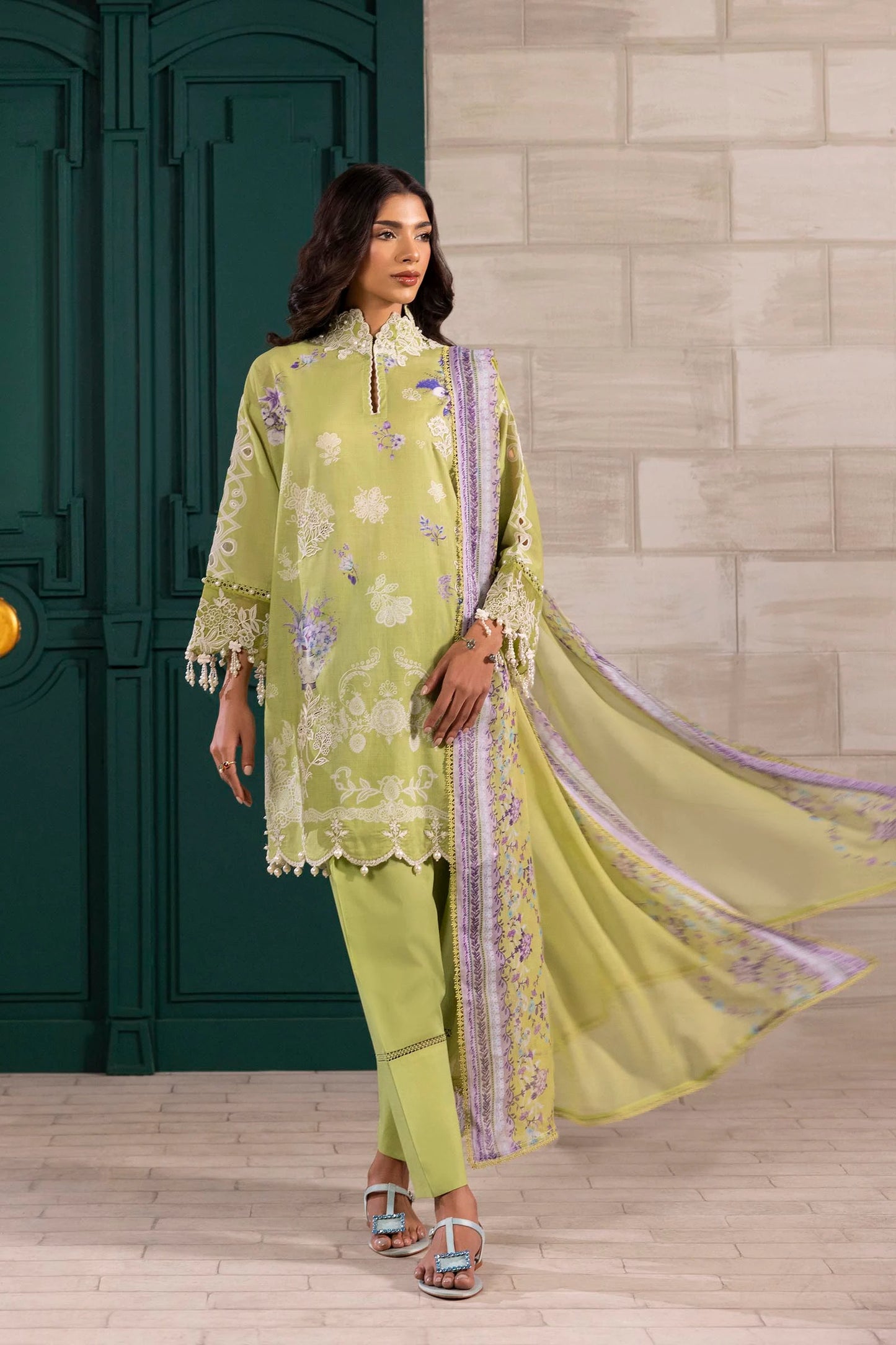 Unstitched 3 Piece Lawn Suit