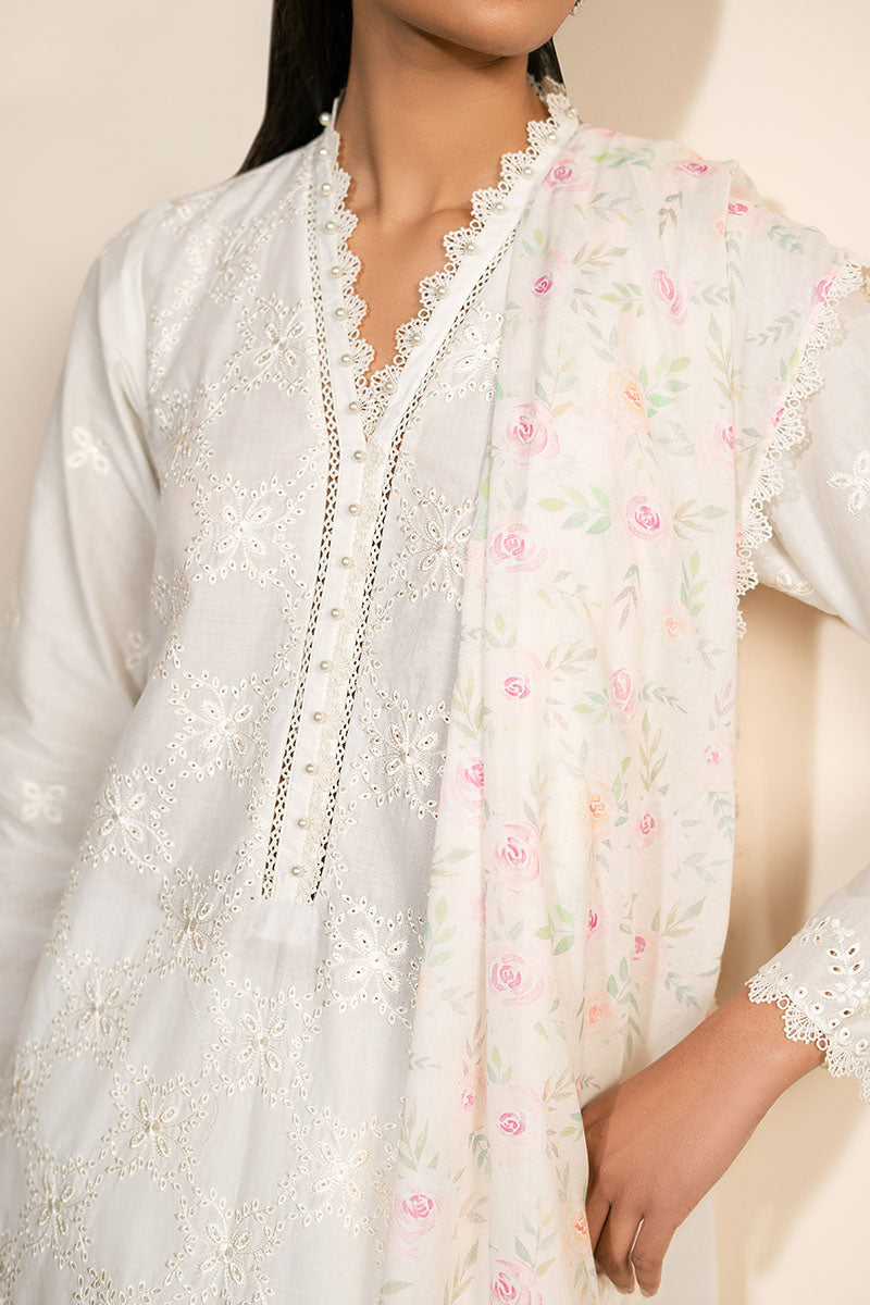 IVORY GLINT- 3PC EMBROIDERED LAWN SUIT