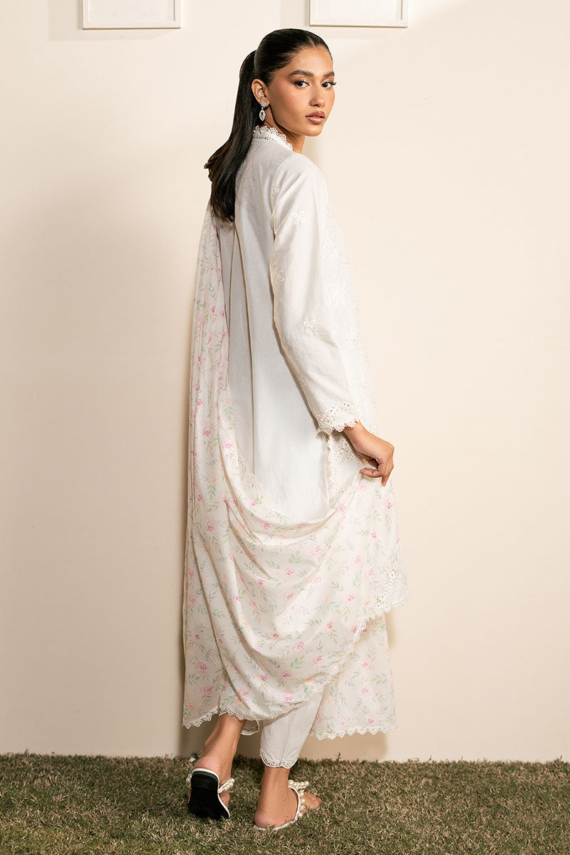 IVORY GLINT- 3PC EMBROIDERED LAWN SUIT