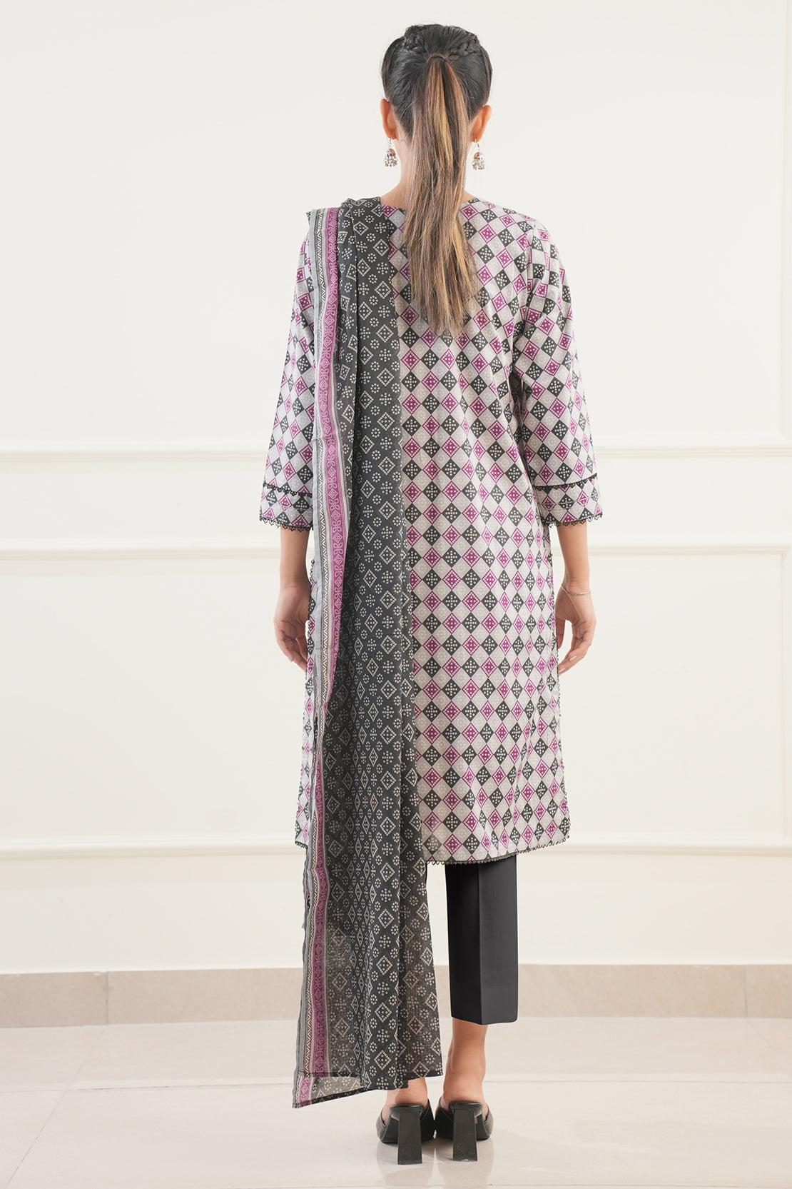 Unstitched Printed Lawn 3 Piece